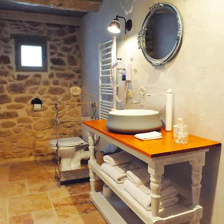 Terre Des Anges Bed & Breakfast 4*